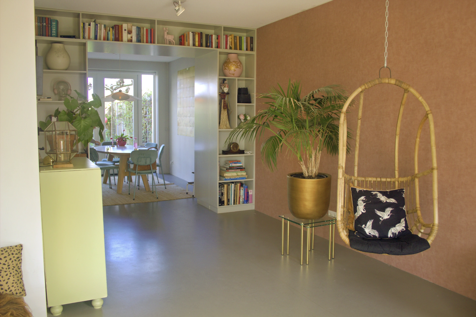 Bloemenbehang en vintage eyecatchers - interieurdesign regio Arnhem